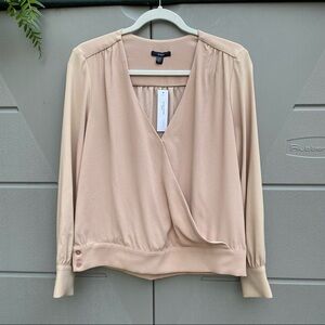 Drew women’s cross front v-neck blouse in blush sz S